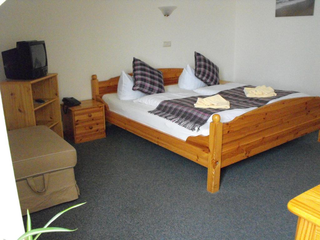 Landhotel Possendorf Veimar Quarto foto